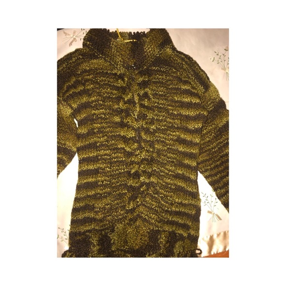 Wool sweater - Picture 3 of 3